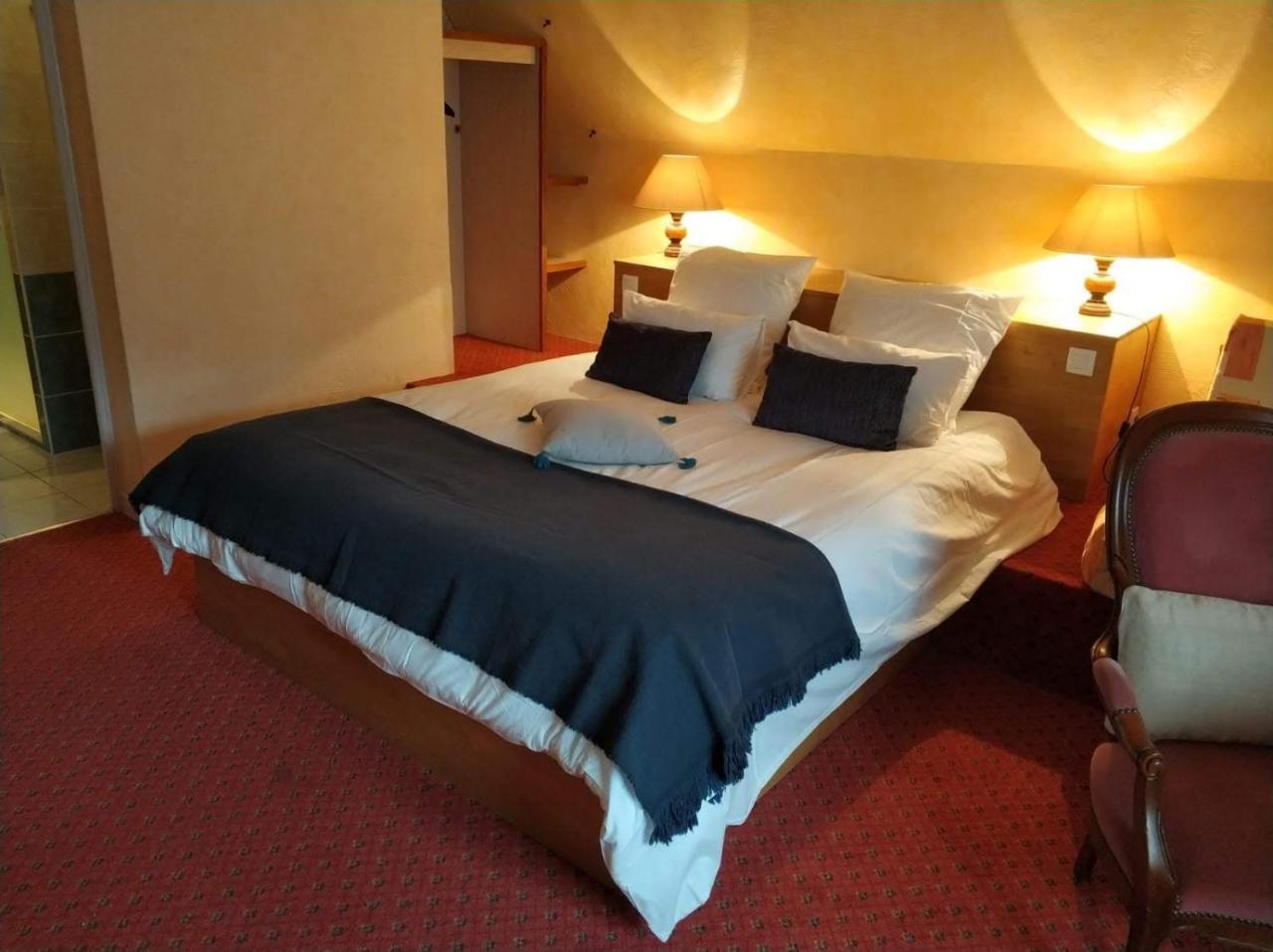 Logis Hotel Calisola Besancon - Soiree Etape Chalezeule Exterior photo